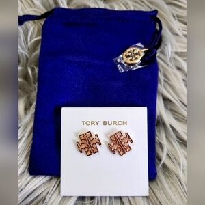 SOLD ✅️ NWT TORY BURCH EARRINGS -Gold Rose with DUST BAG